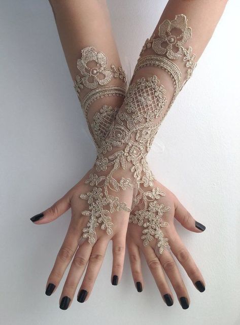 Lace Gloves Long, Gold Lace Dress, Bride Gloves, Expensive Engagement Rings, Gloves Long, Wedding Gloves, Bridal Gloves, Hand Gloves, Henna Designs Hand