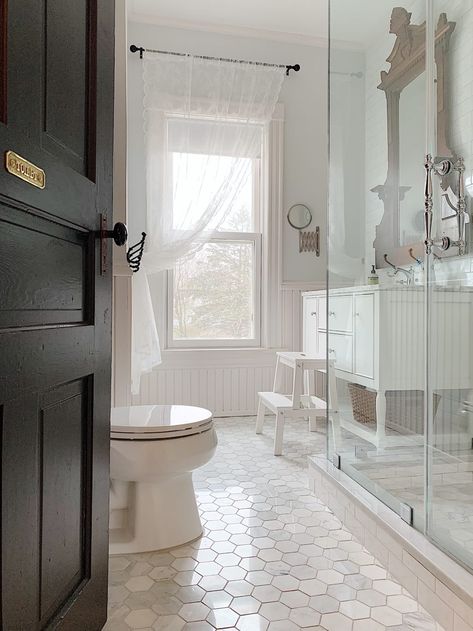 A Tour of the Victorian Farmhouse - The Tile Shop Blog Victorian Style Bathroom, Victorian Farmhouse, Victorian Bathroom, Modern Victorian, Gorgeous Bathroom, The Tile Shop, Bathroom Top, Farmhouse Bathroom, Bathroom Styling