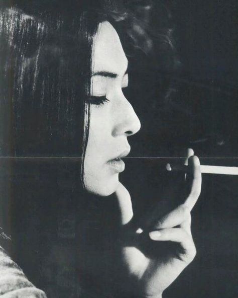 Meiko Kaji, Va Va Voom, Doja Cat, White Photo, Japanese Women, Vintage Beauty, Photography Inspo, Japanese Art, A Black