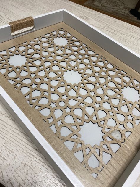 Cnc Tray, Arab Decor, Living Room Tray, Acrylic Items, Wood Laser Ideas, Wooden Box Designs, Arabesque Design, Arabic Design, Wood Tray