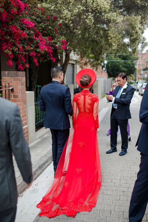 Jennifer and Kenneth | Ao Dai Sydney So Dai Wedding, Tea Ceremony Ao Dai, Red Ao Dai Wedding Modern, Ap Dai Wedding, Ao Dai Bride, Ao Dai Tea Ceremony, Ao Dai Hairstyles, Ao Dai Red, Vietnamese Dress Ao Dai