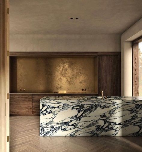 Arabescato Marble, Brass Kitchen, Kitchen Marble, Kitchen Trends, Counter Tops, Beautiful Space, Interior Inspo, 인테리어 디자인, Interior Design Kitchen