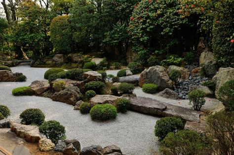 The Garden of Motonobu (a rock garden). Zen Landscaping, Japanese Garden Zen, Gardener Aesthetic, Japanese Rock Garden, Zen Rock Garden, Gardening Aesthetic, Japanese Garden Landscape, Tattoo Japanese, Garden Tattoo