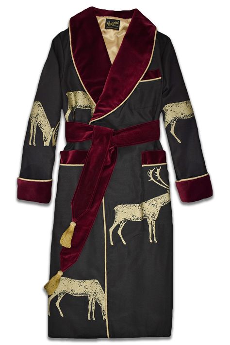 Men's Dressing Gown Black Gold Reindeer Print Silk Burgundy Velvet Mens Silk Robe, Mens Evening Wear, Velvet Dressing Gown, Mens Dressing Gown, Vintage Outfits Men, Gown Ideas, Luxury Robes, Silk Dressing Gown, Gold Reindeer