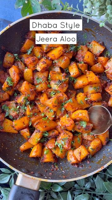 Jeera Aloo, Aloo Recipes, Spicy Snacks Recipes, Breakfast Recipes Indian, Vegetarian Fast Food, Tastemade Recipes, Healthy Breakfast Recipes Easy, Indian Cooking Recipes, Vegetarian Snacks Recipes