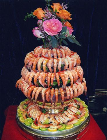 Shrimp cocktail tower https://www.hollyhedge.com/wedding_gallery/award_winning_cuisine/ Shrimp Tower, Cocktail Tower, Buffet Theme, Shrimp Appetizers, Seafood Platter, Shrimp Cocktail, Grazing Tables, Food Platters, Great Food