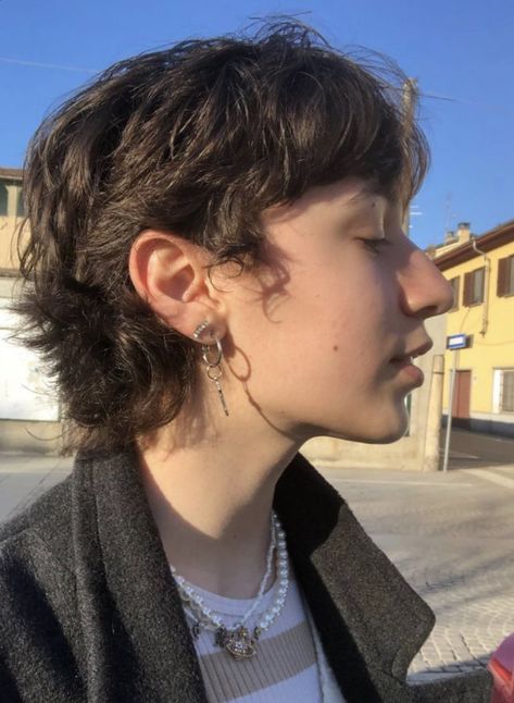 Female Mullet With Undercut, Mullet Growing Out, Growing Out Mullet Haircut, Soft Mullet Short Hair, Short Soft Mullet Women, Super Short Hair Women, Haircut For Growing Out Hair, Nonbinary Short Hair, Soft Short Mullet