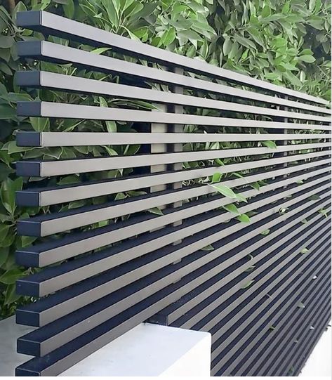 Pagar Modern, Landscape Stairs, Fence Gate Design, Modern Fence Design, House Fence Design, House Main Gates Design, Modern Gate, Balcony Grill Design, Balcony Railing Design