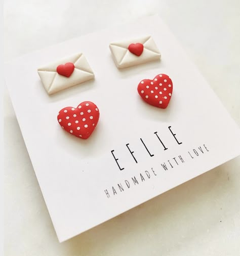 Valentines Clay Earrings Diy, Polymer Clay Earrings Valentines, Valentine’s Day Polymer Clay Earrings, Valentines Clay Earrings, Polymer Clay Valentines Day, Cercei Din Lut Polimeric, Diy Fabric Jewellery, Polymer Clay Flower Jewelry, Diy Earrings Polymer Clay