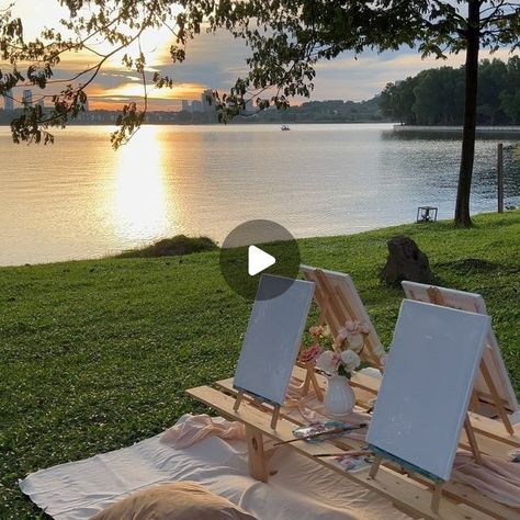 Picnic Painting Ideas, Picnic Bday, Picnic Painting, Painted Picnic Tables, Painting Picnic, Picnic Event, Sunset Picnic, All Painting, Art Of Painting