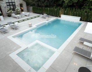 Pool Coping Ideas, Modern Pool Design, Small Pool Ideas, Pool Pavers, Pool Deck Ideas, Travertine Pool, Pools Backyard Inground, Modern Pool, Residential Pool