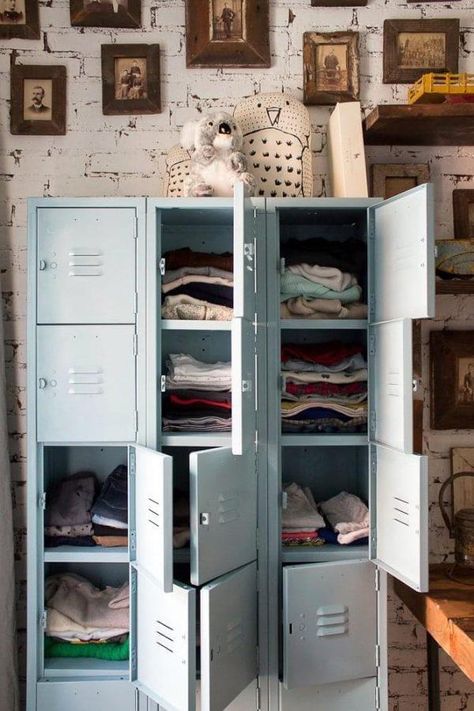 metal locker wardrobe Vintage Lockers, Decoration Photography, Metal Lockers, Casa Vintage, Metal Cabinet, Boy Room, New Room, House Rooms, Room Inspo