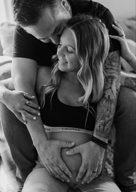 Maternity Pictures Nails, Jeans And Calvin Klein Maternity Photoshoot, Maternity Photos Calvin Klein, Maternity Photo Nail Ideas, Tattoo Maternity Photos, Maternity Pictures With Jeans, Maternity Photo Nails, Calvin Klein Maternity Shoot Couples, Maternity Photography Calvin Klein