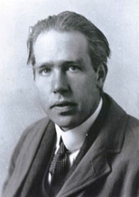 October 7, 1885 - Niels Bohr a Danish physicist and recipient of the Nobel Prize in Physics is born in Copenhagen. Lived 1885-1962. Neils Bohr, Classical Physics, Niels Bohr, Nobel Prize In Physics, Famous Scientist, Making A Model, Theory Of Relativity, Great Thinkers, Karl Marx