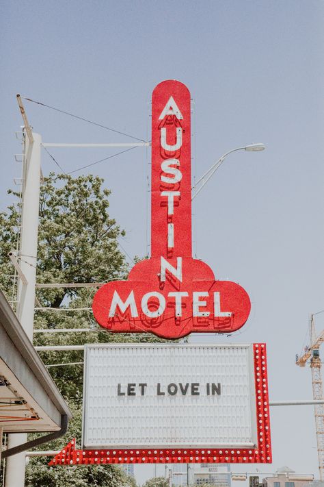 #austin #motel #neon #sign #austintexas #southcongress #texashillcountry Bunkhouse Hotels, Kitschy Wedding, Austin Motel, Austin Bachelorette, Motel Sign, Motel Signs, Team Awesome, Vision 2023, Cowgirl Baby