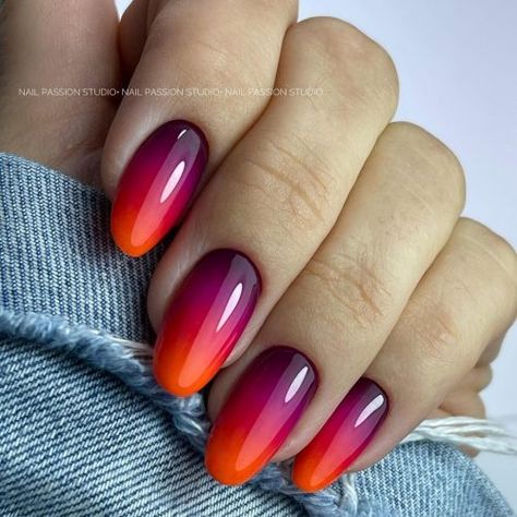 Ombre Nail Colors, Orange Ombre Nails, Black Ombre Nails, Ombre Gel Nails, Red Ombre Nails, Purple Ombre Nails, Red Nail Art Designs, Blue Ombre Nails, Ombre Nail Art Designs