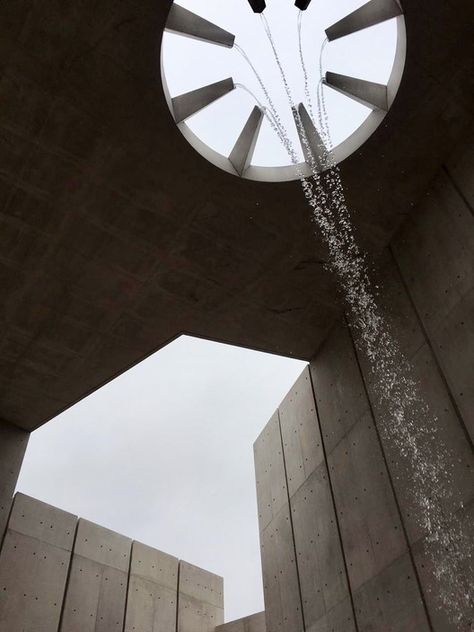 Water Architecture, Meditation Center, Sacred Architecture, Architecture Concept Drawings, Architecture Design Concept, Concrete Structure, Structure Architecture, Water Reflections, Meditation Space