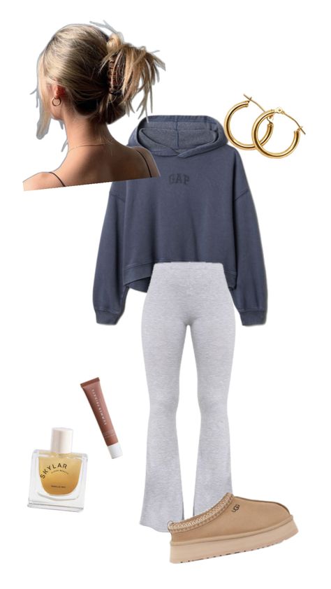 grey yoga pants navy hoodie uggs College Cozy Outfits, Winter Outfits Hoodie Comfy, Grey Leggings With Uggs Outfit, Winter Casual Comfy Outfits, Basic Cold Weather Outfits, Espresso Leggings Outfit, Navy Yoga Pants Outfit, Comfy Athletic Outfits For School, How To Style Gray Leggings