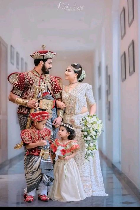 Sinhalese Sinhalesepeople Wedding Dress Train, Bridal Dress Design, Indian Wedding Outfits, Wedding Photoshoot, Bridal Wear, Wedding Outfit, Indian Wedding, Bridal Dresses, Dream Wedding