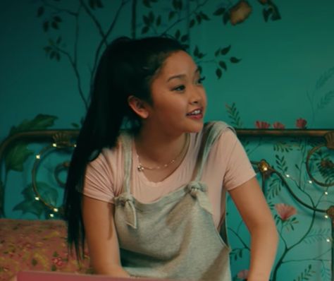 Laura Jean Covey Aesthetic, Lara Jean Covey Aesthetic, Laura Jean Covey, Lara Jean Covey Outfits, Lara Jean Covey, Jean Peters, Lana Condor, Teens Movies, Lara Jean