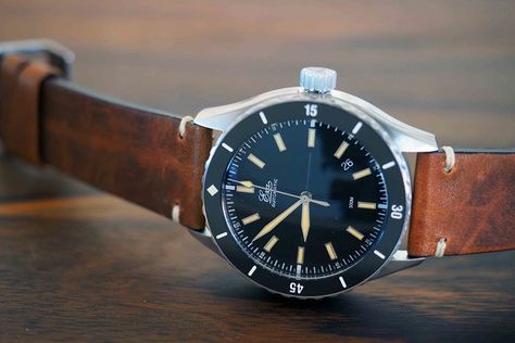 eza sealander - 41mm micro brand vintage diver homage. eta 2824 ~$780 Black Watches For Men, Swiss Army Watches, Skeleton Watches, Wristwatch Fashion, Affordable Watches, G Shock Watches, Vintage Watches For Men, Formal Outfits, Vintage Rolex