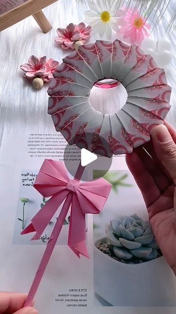 paper crafts creator on Instagram: "If you have money to spend lollipops, do you know who Aite is # Origami Tutorial #Handmade #diy #Have Money to Spend #Tutorial #Lollipop #Origami #Handmade #Lollipop #Origami #Practice paper craft ideas" Origami Ribbon Tutorial, Origami Ribbon, Origami Money, Folding Paper, Paper Craft Ideas, Packing Ideas, Fancy Nails Designs, Money Origami, Gift Packing