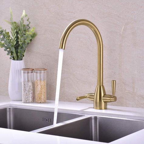 Brass Kitchen Tap, Bungalow Kitchen, Gold Taps, Kitchen Set Up, Neutral Kitchen, Kitchen Redesign, Kitchen Sink Taps, Brass Kitchen, Gold Kitchen