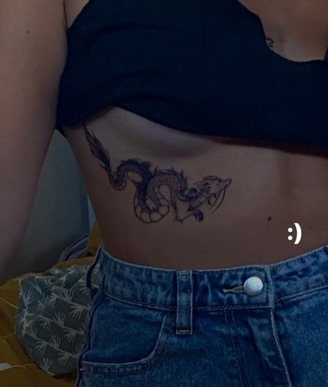 Dragon Underboob Tattoo, Dragon Tattoo On Ribs, Underboob Tattoo, Dragon Tattoos, Jesus Love, Stomach Tattoos, Side Tattoos, Black Ink Tattoos, Rib Tattoo