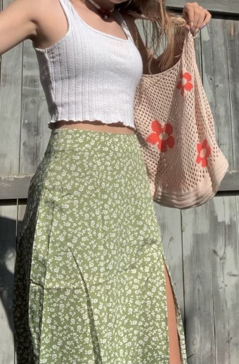 summer outfit aesthetic | Pretty outfits, Fashion inspo outfits, Stylish outfits Look Grunge, Outfits Modest, Chique Outfits, Outfits Black, Swaggy Outfits, Cute Summer Outfits, Mode Inspiration, Teen Fashion Outfits, Looks Vintage