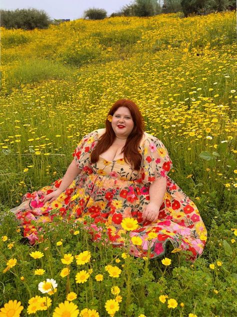 Plus Size Cottagecore dress Plus Size Cottagecore Outfits, Cottagecore Weddings, Plus Size Cottagecore Fashion, Plus Size Fairy, Cottagecore Plus Size, Plus Size Cottagecore, Plus Size Goddess, Plus Size Floral Dress, Plus Size Outfits Casual