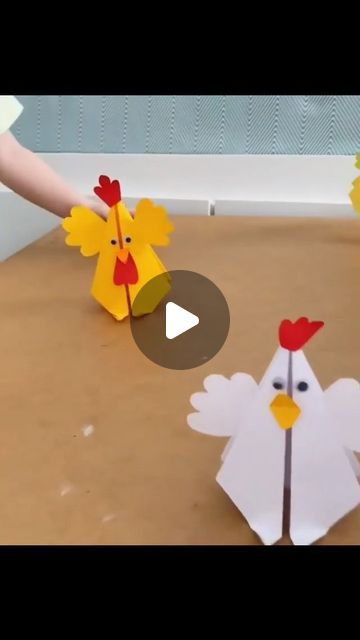 cutcutefunny on Instagram: "Chicken race 🐔🚩  📷diy hacks #playathomeideas #toysathome #diytoysforkids #diytoy #toddleractivities #toddlerdiy #toddlertoyidea #spendingtimewithkids #becreativeathome" Chicken Art Preschool, Chicken Diy Projects, Paper Chicken, Paper Chicken Craft, Chicken Crafts For Kids, Farm Animal Crafts For Kids, Chicken Games For Kids, Chicken Craft, Chicken Song