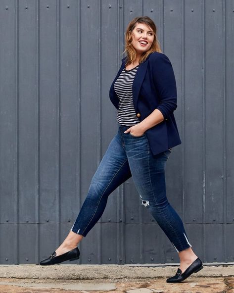 Classic Style Women Timeless, Plus Size Chic, Mid Size Fashion, Classic Style Outfits, Fall Capsule Wardrobe, Classic Style Women, The Outfit, Curvy Girl Outfits, Curvy Outfits