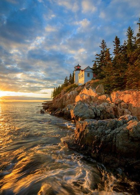 Sunset at Bass Harbor Lighthouse, Acadia National park, Maine Maine Aesthetic, Bass Harbor Lighthouse, New England Lighthouses, Acadia Maine, Extravagant Homes, Maine Photography, Acadia National Park Maine, Lighthouse Pictures, Maine Coast