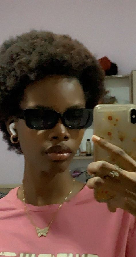 Short Big Chop Hairstyles 4c, Short 4b Afro, Small 4c Afro, Short Afro Aesthetic, How To Pack Short Natural Hair, Mini Afro Hairstyles 4c, Natural Afro Hairstyles Short Simple, Small Afro Hairstyles, 4c Short Afro