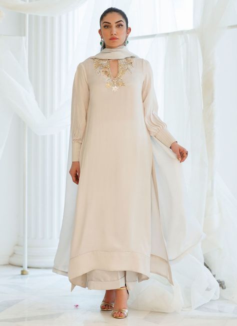 Show details for Silver Foil Shirt and Dupatta Formal Suits For Women Indian, Plain Suits Design, Latest Stylish Suits Design, Pakistani Shadi, Aesthetic Village, Suits For Women Indian, Farah Talib Aziz, Organza Jacket, Luxury Pret