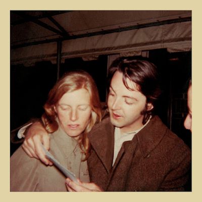 The Honeymoon is almost over Paul And Linda, Linda Eastman, Beatles Girl, Paul Mccartney And Wings, Paul And Linda Mccartney, Sir Paul, Linda Mccartney, The Fab Four, Ringo Starr