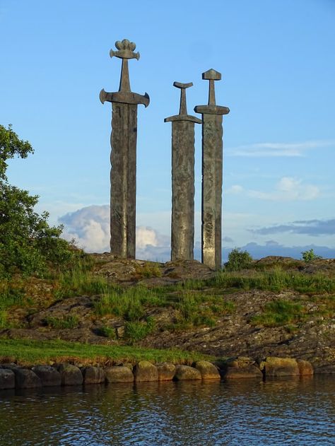 Monument to Viking Peace, Stavanger (Norway) Stavanger Norway, Viking Village, Stavanger, Dark Souls, Fantasy Landscape, Scandinavia, Travel Pictures, Swords, Places To See