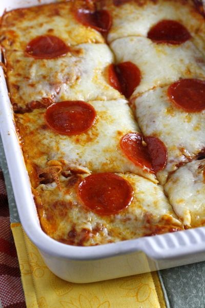 Spaghetti Bake, Pizza Spaghetti, Breakfast Enchiladas, Pizza Casserole, Yummy Casseroles, Baked Spaghetti, Easy Pizza, Pizza Bake, Minced Meat