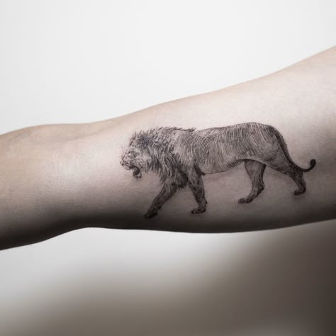 Lion Running Tattoo, Walking Lion Tattoo, Lion Walking Tattoo, Walking Lion, Roaring Lion Tattoo, Lion Walking, Running Tattoo, Lion Family, Animals Tattoo