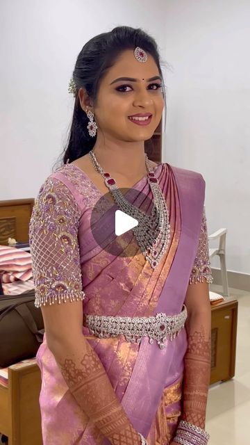 South Indian Reception Saree Look, Bride Blouse Designs Bridal, Latest Bridal Blouse Designs 2024, Reception Blouse Design For Bride, Reception Sarees For Bride, Blouse Design For Bride, Bride Saree Wedding, Wedding Saree For Bride, Wedding Blouse Designs Latest