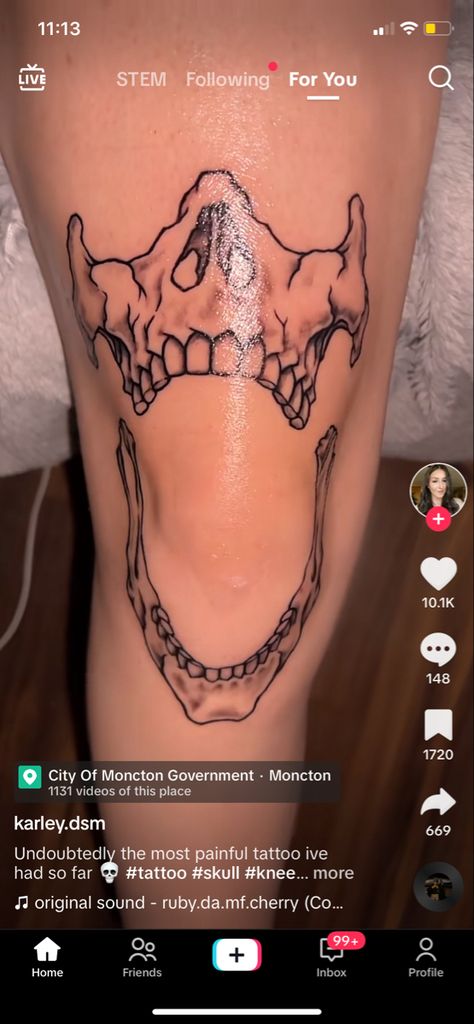 Cat Skull Tattoo, Most Painful Tattoo, Country Tattoos, Tattoos Quotes, Aesthetic Tattoos, Cat Skull, Knee Tattoo, Piercings And Tattoos, Aesthetic Tattoo