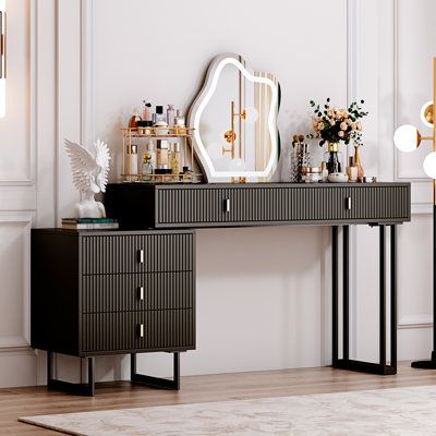 Bedroom dressing table modern