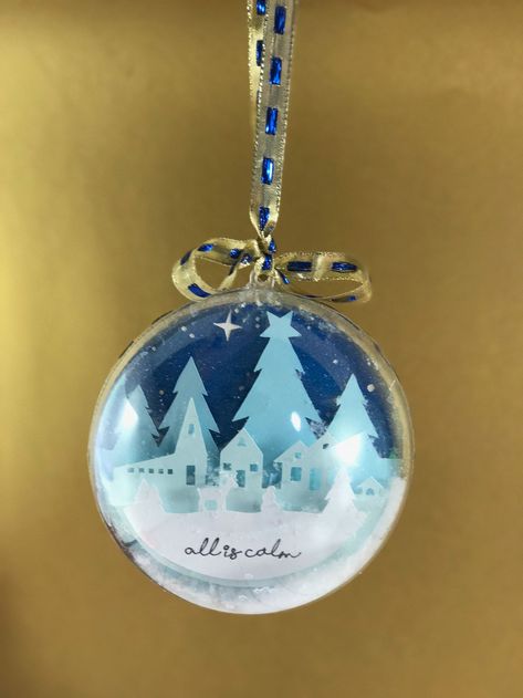 These DIY glitter ornaments will glam up your Christmas tree. #christmas #christmastree #christmasornaments Floating Ornaments Diy Cricut, Diy Glitter Ornaments, Glitter Christmas Ornaments, Candy Dome, Monogrammed Christmas Ornaments, Floating Ornaments, Clear Plastic Ornaments, Jennifer Maker, Glitter Ornaments Diy