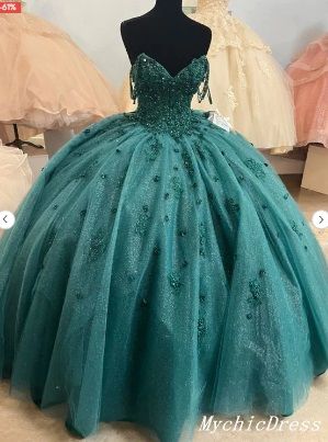 Emerald Green Quince Dress, Fairytale Quince, Filipino Debut, Emerald Green Quinceanera Dresses, Green Quince Dress, Green Quinceanera Theme, Emerald Green Quince, Green Quinceanera, Green Quinceanera Dresses