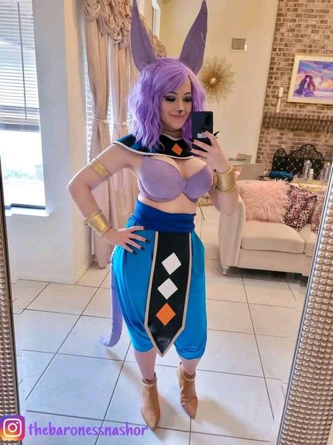 Dragon Ball Z Cosplay Female, Dragon Ball Z Costume Women, Video Game Cosplay Female, Dragon Ball Z Cosplay, Dragon Ball Cosplay, Genderbent Cosplay, Dbz Cosplay, Goku Cosplay, Cosplay Ideas Women