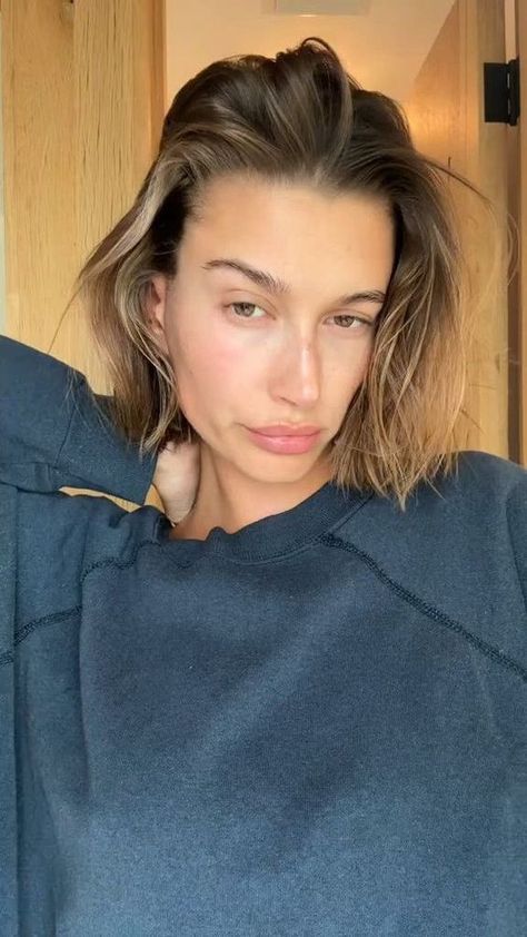 Hailey Baldwin Hair, Hayley Bieber, Hairstyles For All Hair Types, Aesthetic Hairstyles, Hailey Baldwin Style, French Braids, French Braid Hairstyles, Sleek Hairstyles, Braid Hairstyles