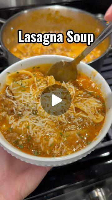 Katie Cross on Instagram: "Lasagna Soup! Time to kick off soup season with one of my favorites!! #lasagnasoup #dinnerideas #yummy #soupseason" Marinara Spaghetti, Lasagna Soup Recipe, One Dish Dinners, Lasagna Soup, Pasta Soup, Soup Kitchen, Soup Season, Diced Tomatoes, Healthy Bites