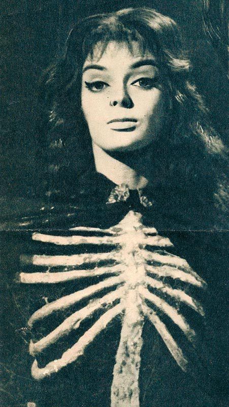 Barbara Steele, 60s scream queen Barbara Steele, Famous Monsters, Horror Monsters, Horror Icons, Classic Horror Movies, Scream Queens, Classic Monsters, Gothic Horror, Vintage Horror