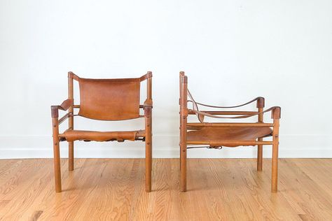 MCM Leather Safari Chairs Spanish Bungalow, Safari Chair, Kaare Klint, East Indies, Interesting Design, Cafe Chairs, Diy Chair, Chairs Armchairs, Distressed Leather