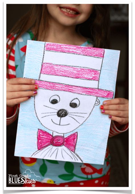 Cat in the Hat directed drawing for reading writing celebration week. Dr Seuss Week first grade and kindergarten ideas with video and freebie Cat In The Hat Directed Drawing, Directive Drawing, Directed Drawing Kindergarten, Kindergarten March, Preschool Dr Seuss, Dr Suess Day, Read Across America Week, Reading Week, March Ideas